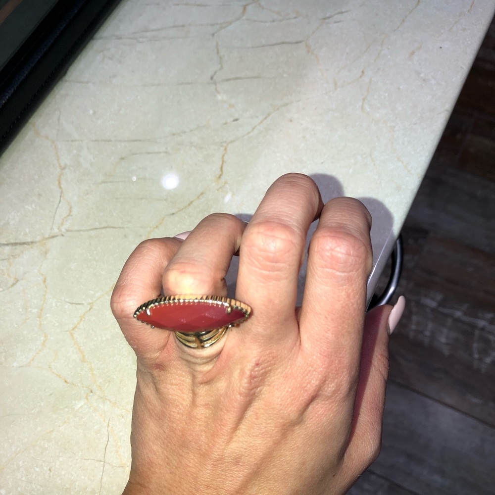 Kendra Scott ring - Picture 2 of 5